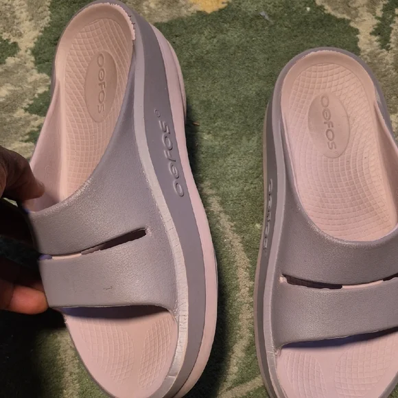 OOFOS Lavender and Gray Slide Sandals - Picture 3 of 10